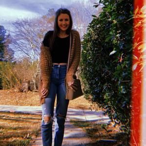 Meet your Posher, Hayley